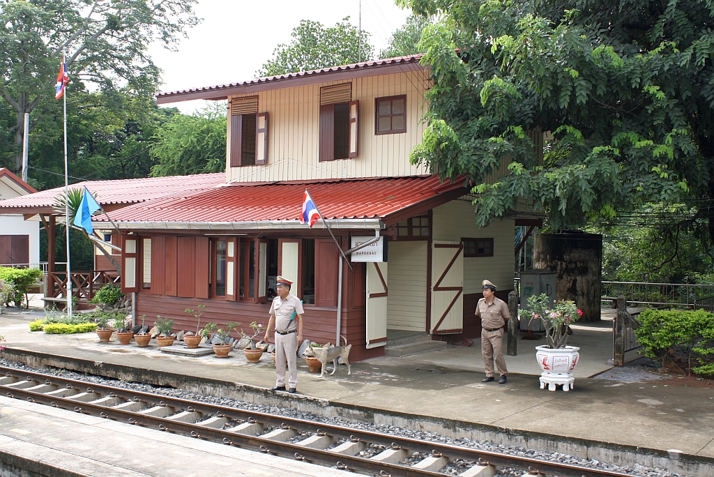 Aufnahmsgebäude der Map Kabao Station am 23.August 2010.