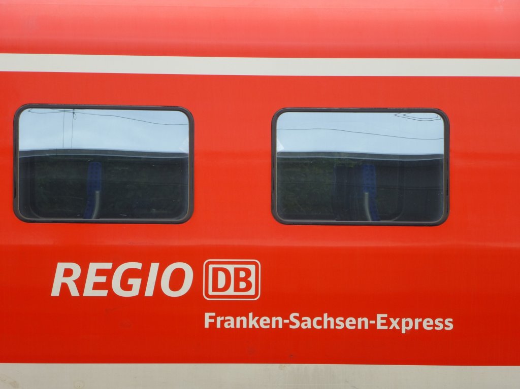Aufschrift des Franken-Sachsen-Express an einem VT 612, so fotografiert am 23.Juni 2013.