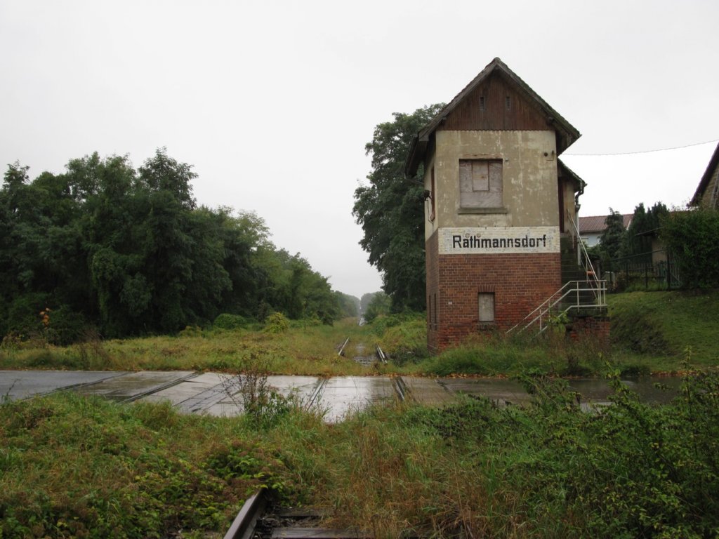 Aug 2010. Kanonenbahn / Berlin Wetzlarer bzw. Blankenheimer Bahn, Bk Rathmannsdorf.