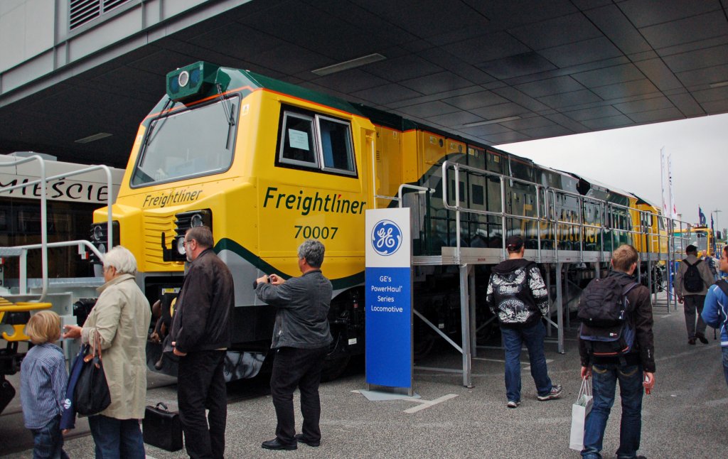 Aus Gro�britanien stammt diese Gro�diesellok der Firma Freightliner. Fotografiert am 25.09.10 auf der Innotrans.