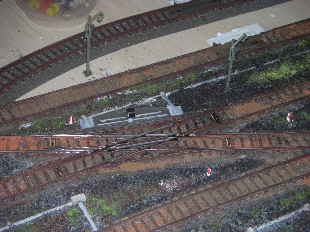 Aus Zahnstochern wurden Grenzzeichen eingebaut