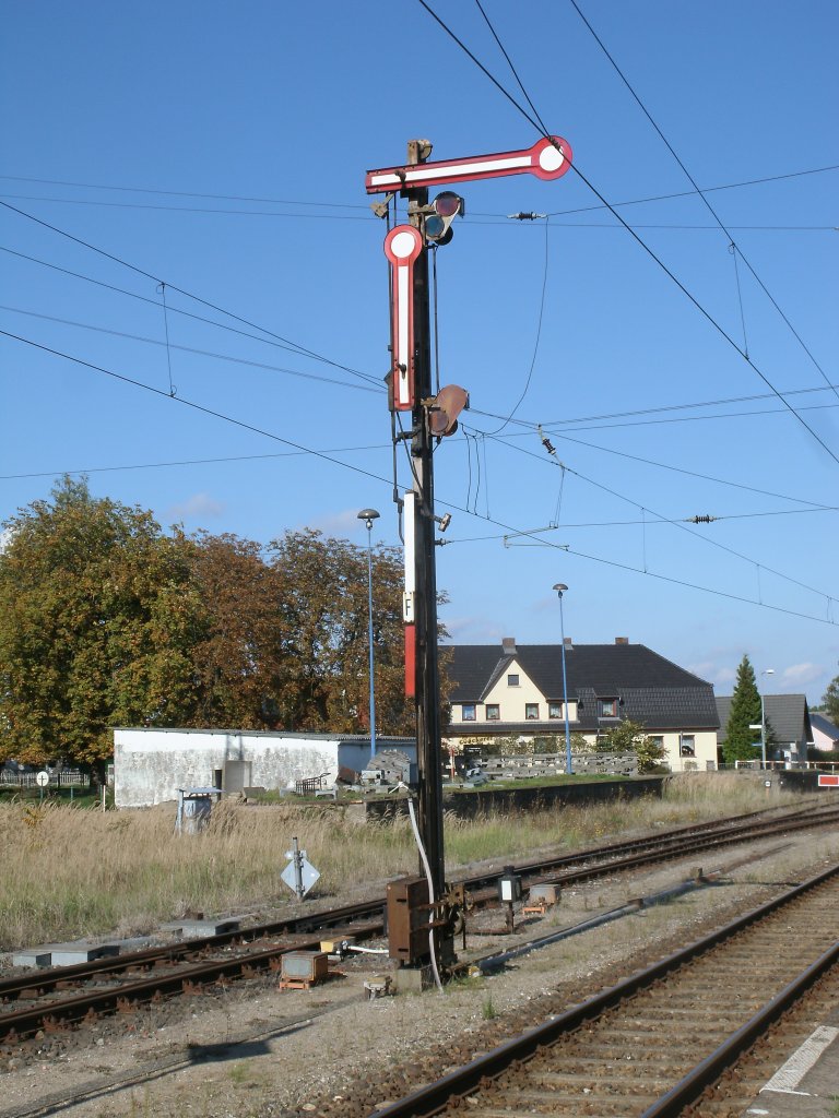 Ausfahrsignal F in Grimmen in Richtung Stralsund am 03.Oktober 2012.