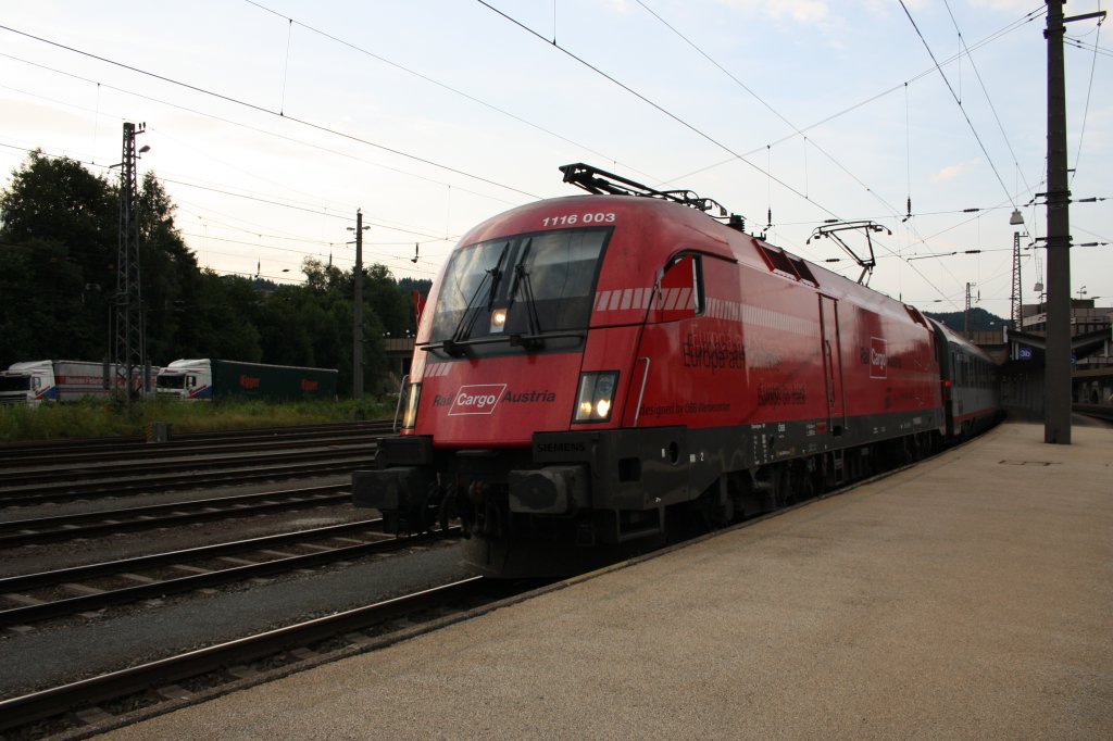 Ausfahrt aus Kufstein am 13.07.10: 1116 003  Rail Cargo Austria .