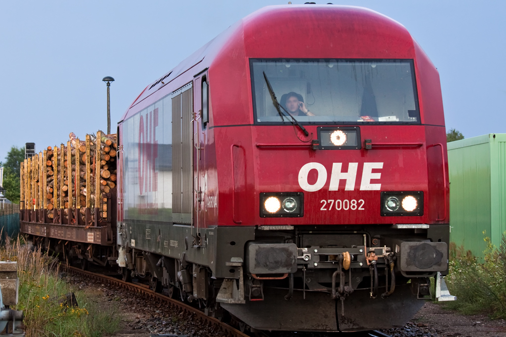 Ausfahrt des Zuges mit der Lok ,,Herkules  nach Pasewalk. - 11.08.2010