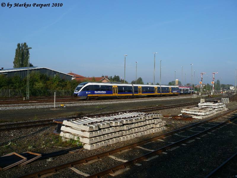 Ausfahrt vom NWB37471. Sehr sch�n wie sich der Talent sich hier in die Kurve neigt.