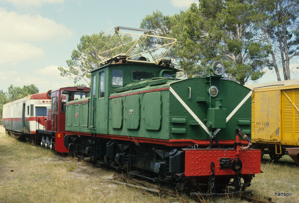 Australien / Bild ab Dia - E-Lok im Rail Transport Museum in Bassendean bei Perth in November 1984