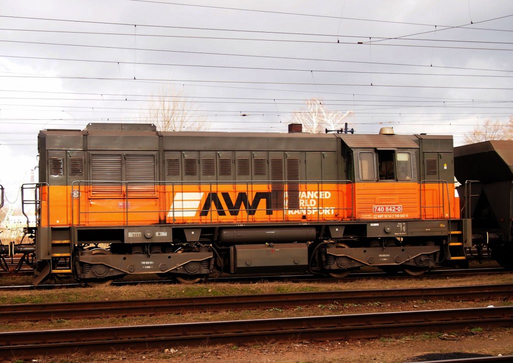 AWT 740 842-0 im Hbf. Kralupy nad Vltavou am 3.2. 2013.