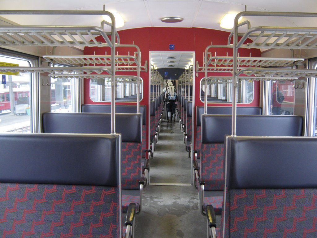 B EW I NPZ 50 85 20-35 000 noch mit den alten Gepcktrgern, 26.12.2010.