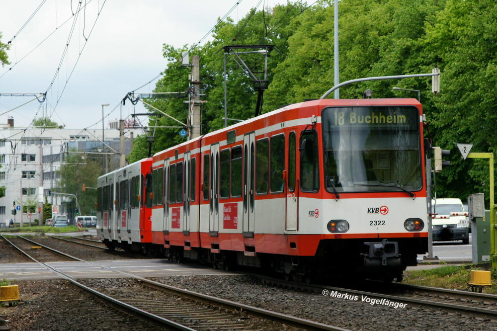 B-Wagen 2322 auf der bergabestelle HGK/KVB Luxemburger Strae am 03.05.2012