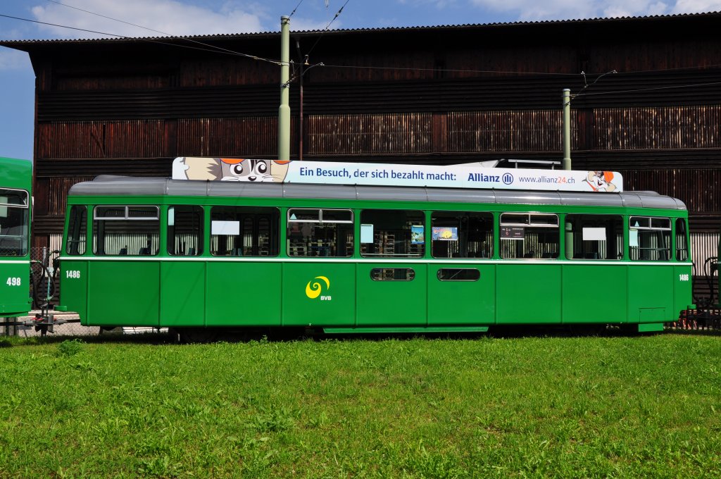 B4S mit der Betriebsnummer 1486 in der Schlaufe in Prattel. Die Aufnahme stammt vom 14.08.2011.