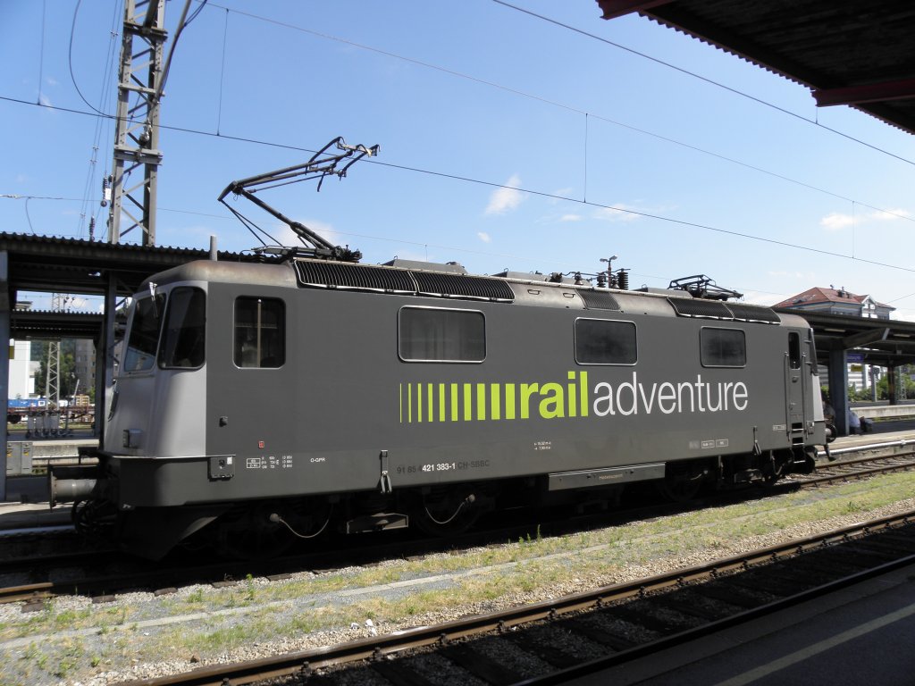 Bahnabenteuer auf einer Schweizer 421 383-1,gesehen am 4.7 im Salzburger Hauptbahnhof 