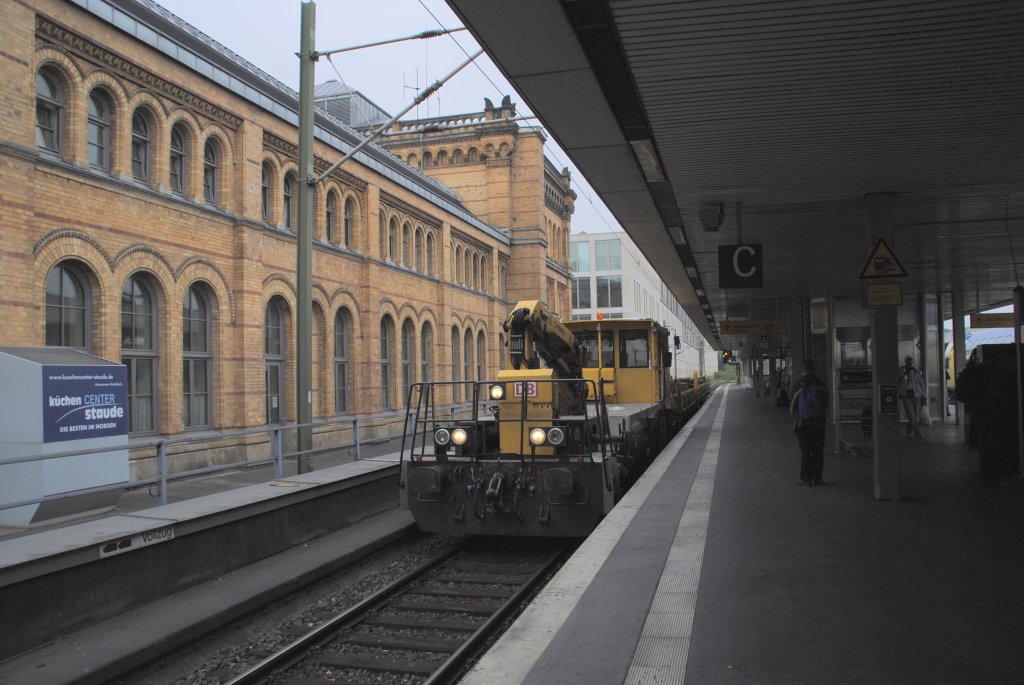 Bahndienstfahrzeug, mit am 26.07.2010 durch Hannover HBF,
