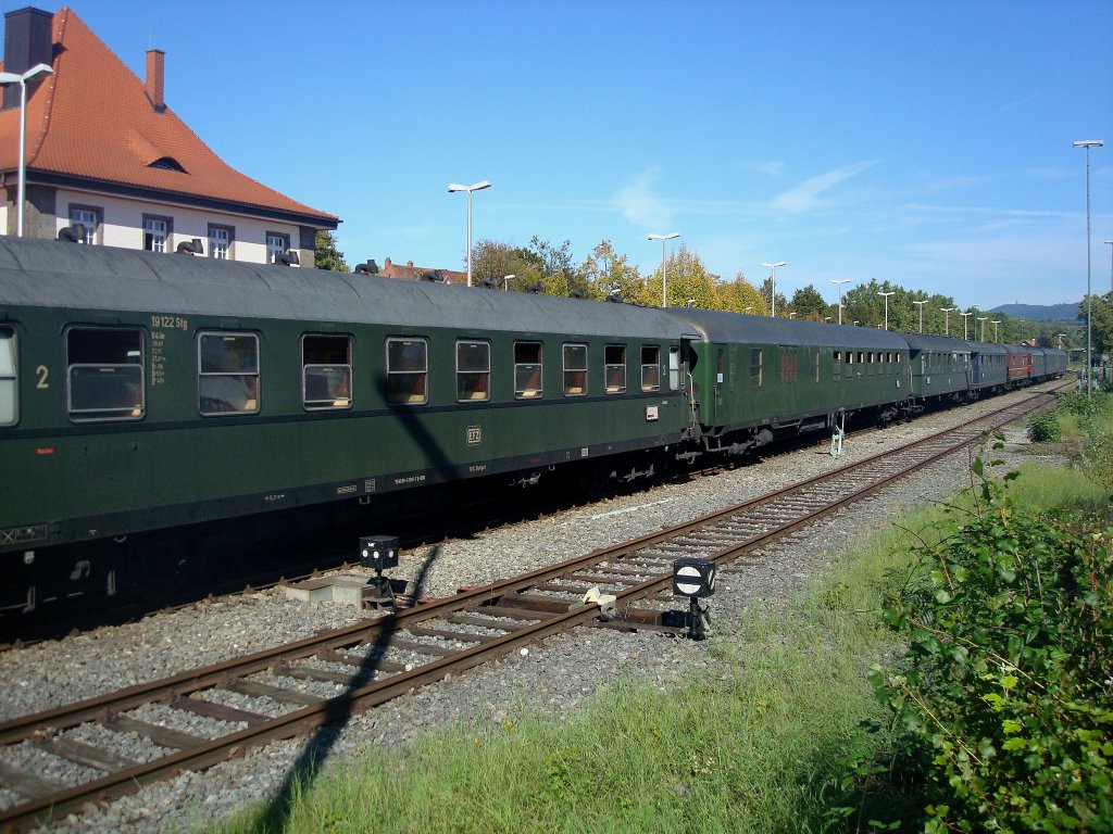 Bahnhof Breisach am Rhein,
historischer Dampfschnellzug, Sonderfahrt am 03.10.2010 in Breisach,