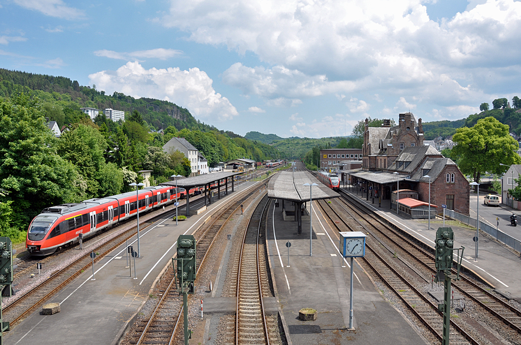 Bahnhof Gerolstein mit 644 543 - 08.06.2013