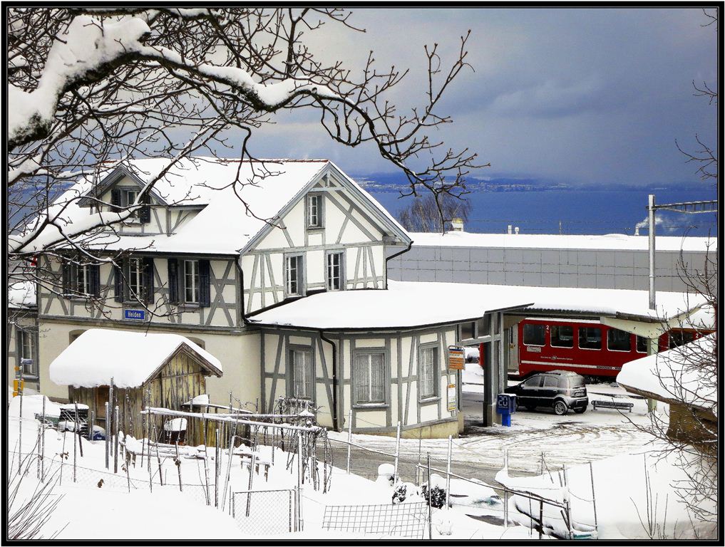 Bahnhof Heiden mit Sicht ber den Bodensee zum deutschen Ufer. (10.12.2012)