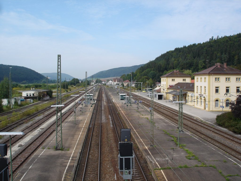 Bahnhof Immendingen,
bedeutender Eisenbahnknoten an der oberen Donau,
hier treffen sich drei Bahnen,
Aug.2007