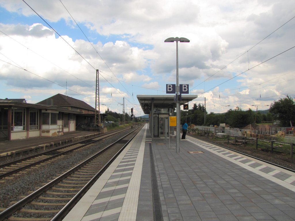Bahnsteig 2 und 3 in Wittlich Hbf; 10.07.2012