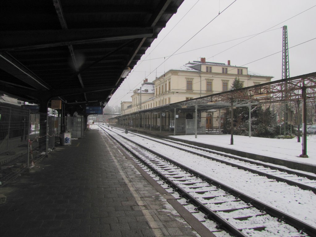 Bahnsteig 2 in Altenburg; 24.01.2011