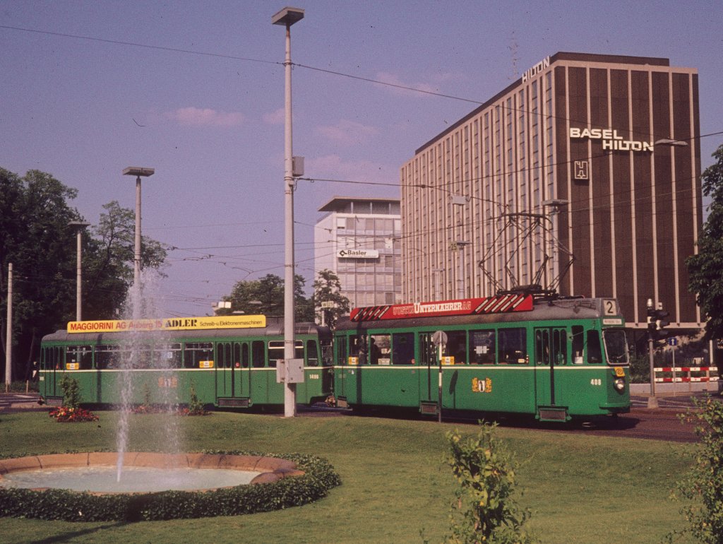 Basel BVB Tram 2 (Be4/4 408 + B 1496) Centralbahnplatz am 29. Juni 1976.