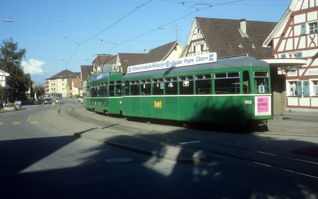 Basel BVB Tram 6 (B 1456) Allschwil, Baslerstrasse am 30. Juni 1987.