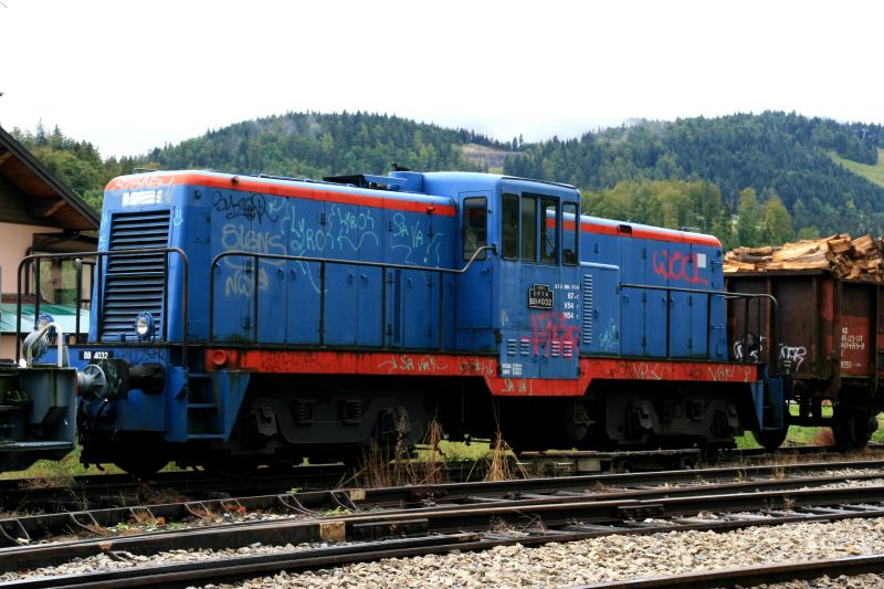BB 4032 steht abgestellt im Gare Hpitaux Neufs; 27.08.2011