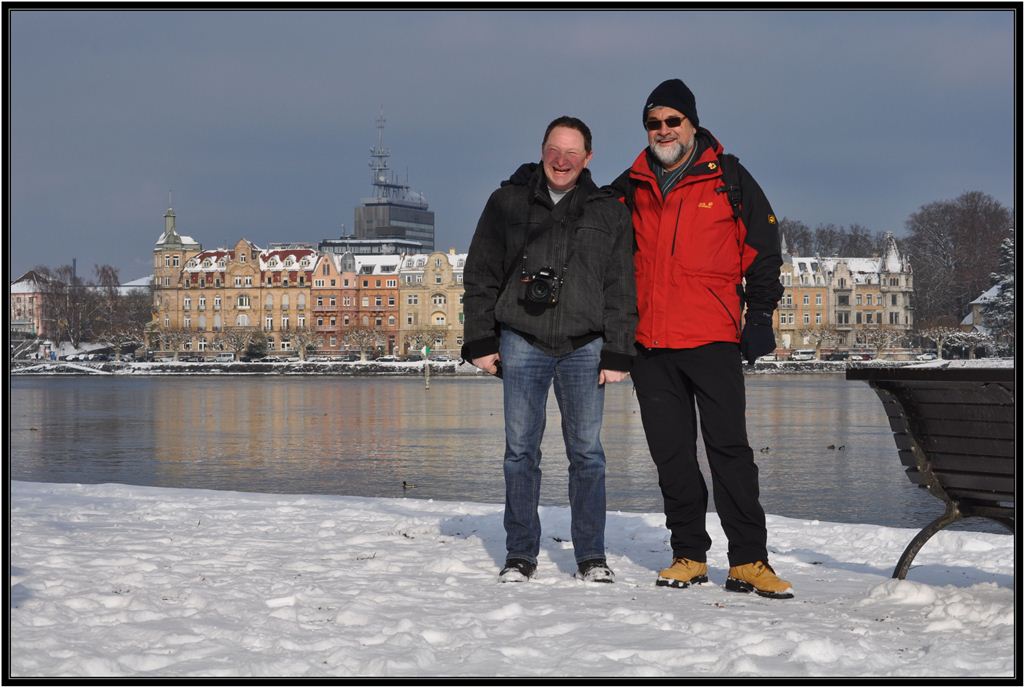 BB-Fotografentreffen Konstanz 08.12.2012
Hansj�rg war ja schon einige Male in China, was an seinem Gesichtsausdruck gut zu erkennen ist.(08.12.2012)