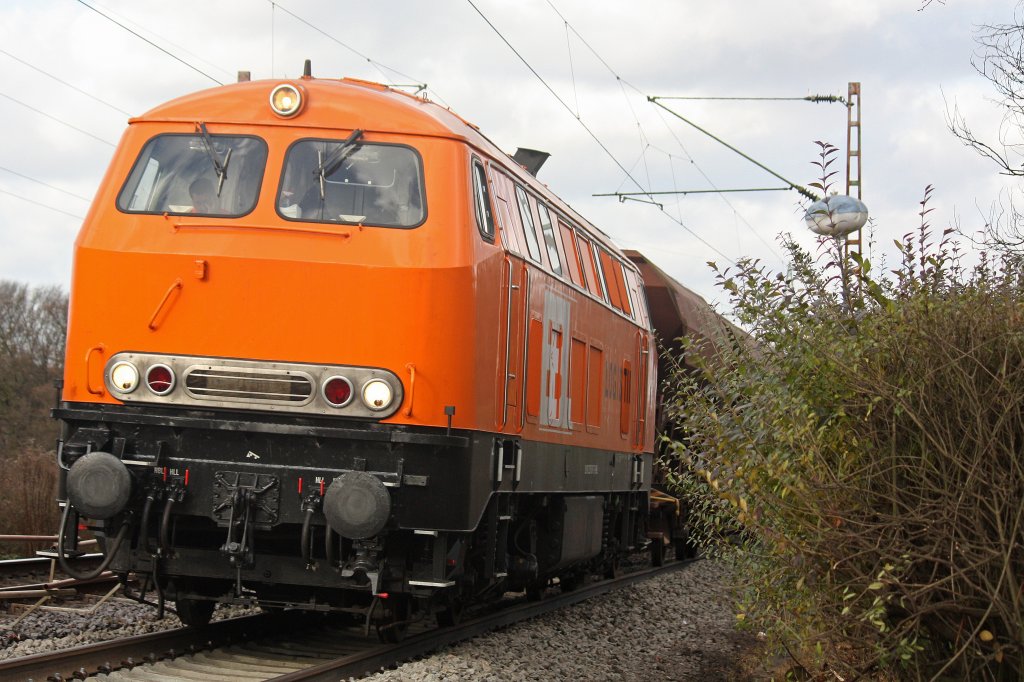 BBL 16 (225 100) am 25.11.12 beim Schottern in Ratingen-Tiefenbroich.