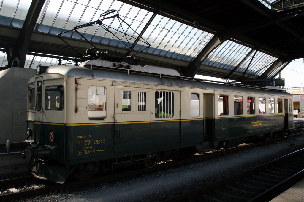 BDe 2/4 3 Baujahr 1939. Aufgommen am 01.11.2009, Zrich HB.