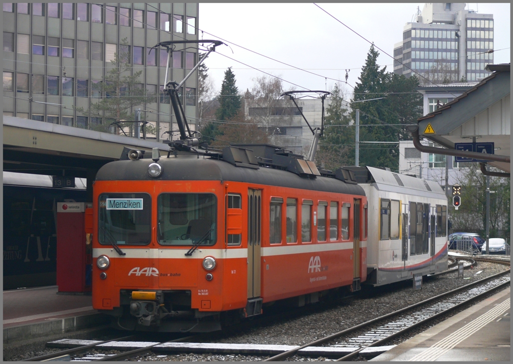 BDe 4/4 und ABt in Aarau. (13.12.2010)