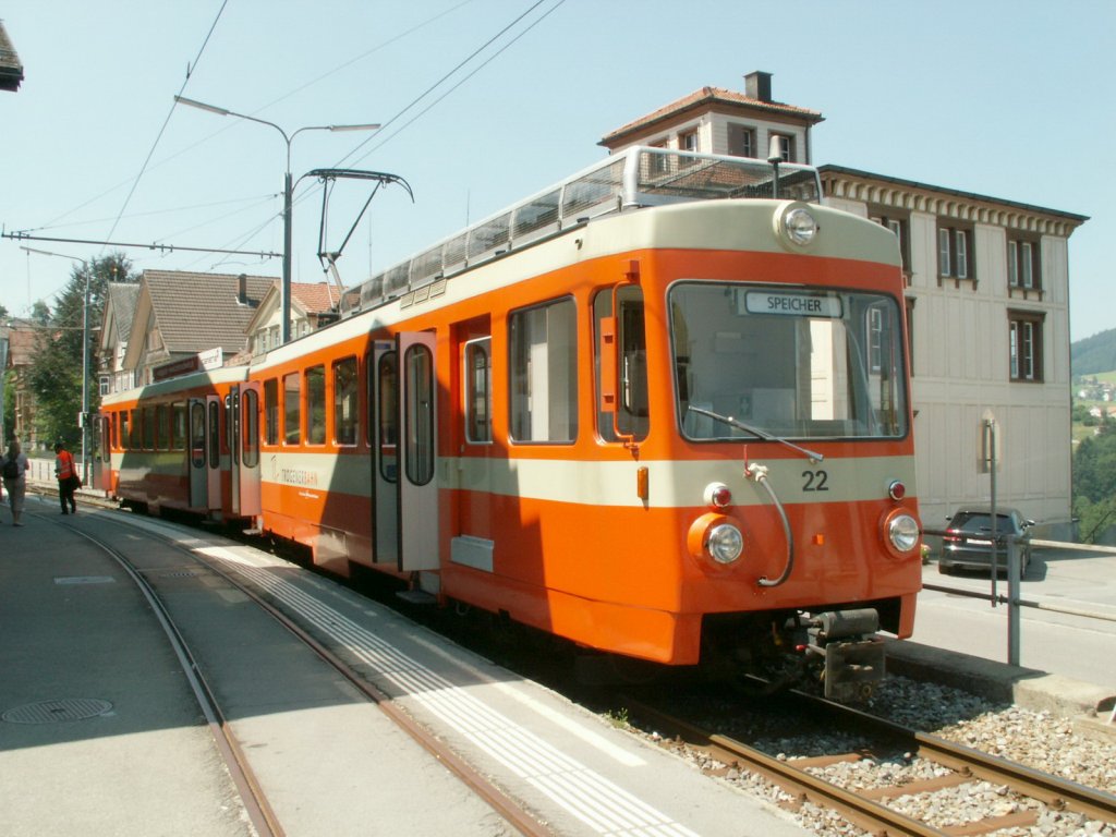 BDe 4/8 Nr.22 im April 2008 in Trogen.Die Fahrzeuge der Trogenerbahn
BDe 4/8 Nr.21+24 wurden an die Rittnerbahn/Sdtirol(SAD)verkauft wo
sie im April letzten Jahres in Klobenstein/Collalbo eingetroffen sind!