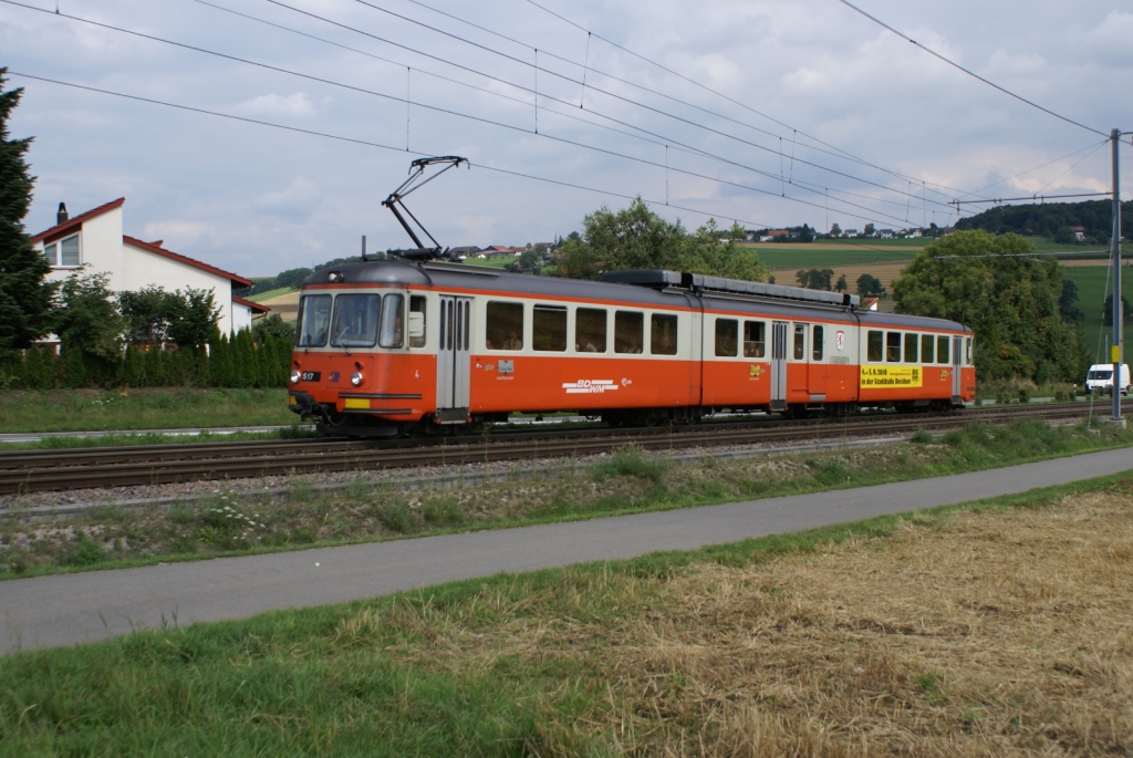 BDe 8/8 4 nhert sich am 13.8.10 Berikon-Widen.
