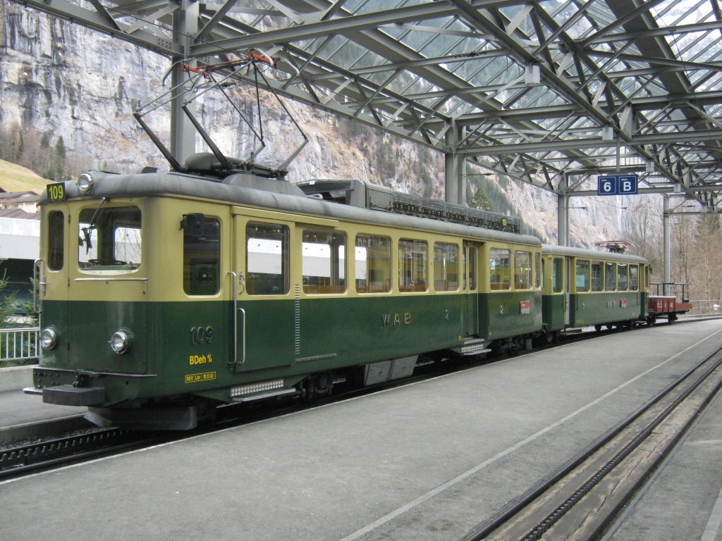 BDeh 4/4 Pendel 109 in Lauterbrunnen, 15.03.2011.