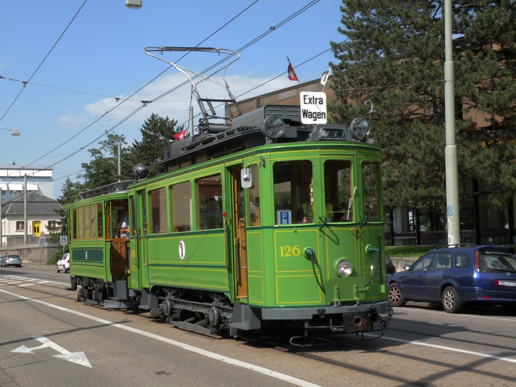 Be 2/2 126 und der B2 309 auf einer Probefahrt. Die Aufnahme stammt vom 18.06.2012