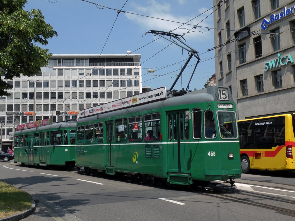 Be 4/4 458 auf der Linie 15 am Aeschenplatz in Basel. Aufnahme: 03.06.2011.