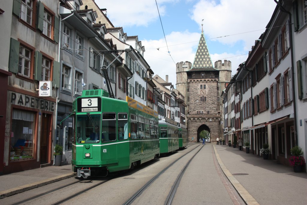 Be 4/4 478 beim Spalentor am 15.07.2012