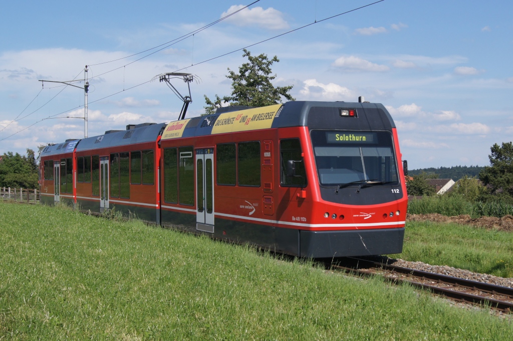 Be 4/8 112 befindet sich am 2.7.11 bei Wiedlisbach.