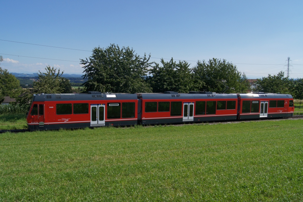 Be 4/8 113 erreicht am 2.7.11 Wiedlisbach.