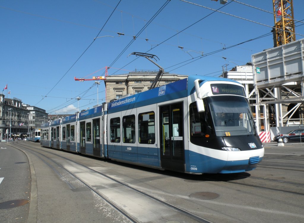 Be 5/6 Cobra mit der Betriebsnummer 3009 auf der Linie 17 am Hauptbahnhof Zrich. Die Aufnahme stammt vom 23.06.2012. 