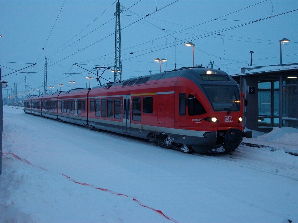 Bei eisiger Klte hatte es 429 030,am 27.Dezember 2010,von Rostock nach Bergen/Rgen geschafft um dann weiter nach Sassnitz zufahren.