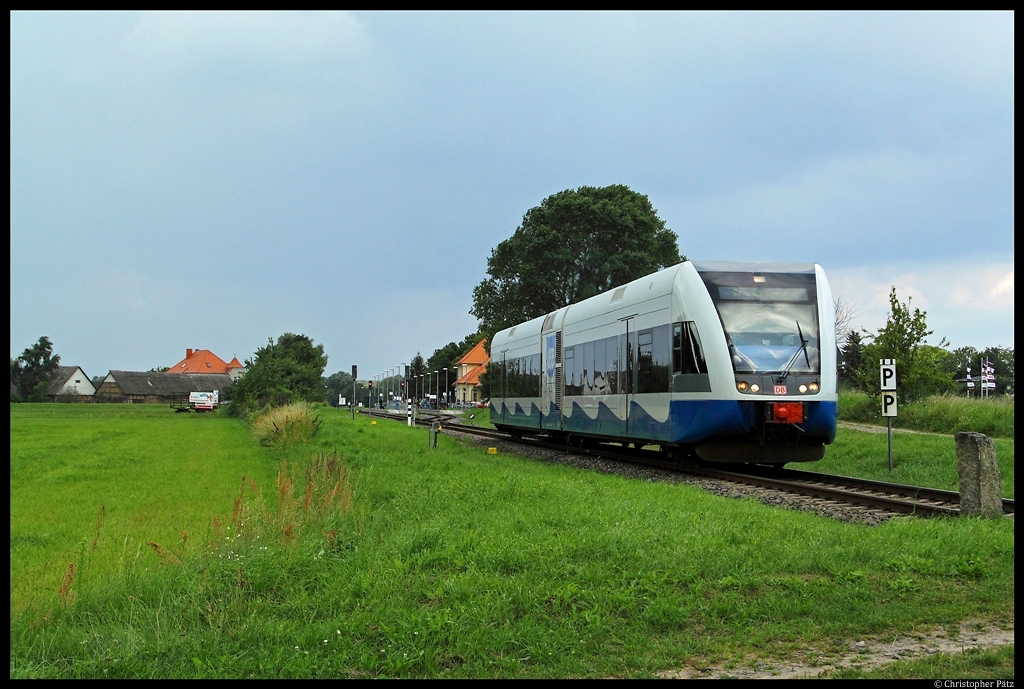 Bei Koserow rollt 646 XXX als UBB 24967 Richtung Heringsdorf. (7.8.2012)