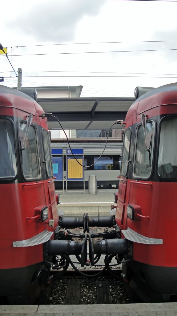 Bei der S9 (Olten-Sissach) Ersatzkomposition (2 RBe 540) wurden die bergangsblge der Triebwagen nicht verbunden. (Olten, 19.08.10)