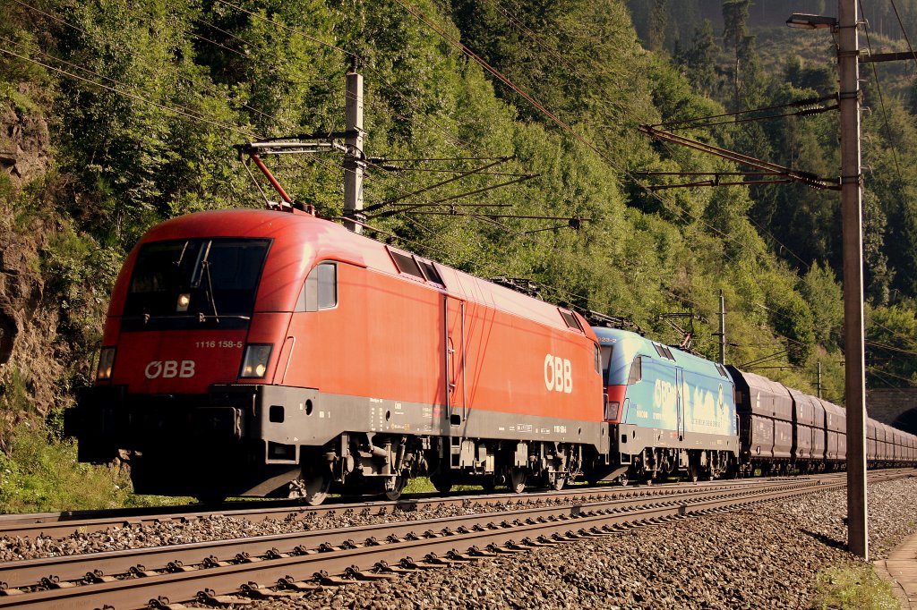 Bei St. Michael vor'm Galgenbergtunnel in der Nhe von Graz kam mir 1116 158 und 1016 023  Kyoto  vor die Linse. Aufnahmedatum war der 17.07.2011