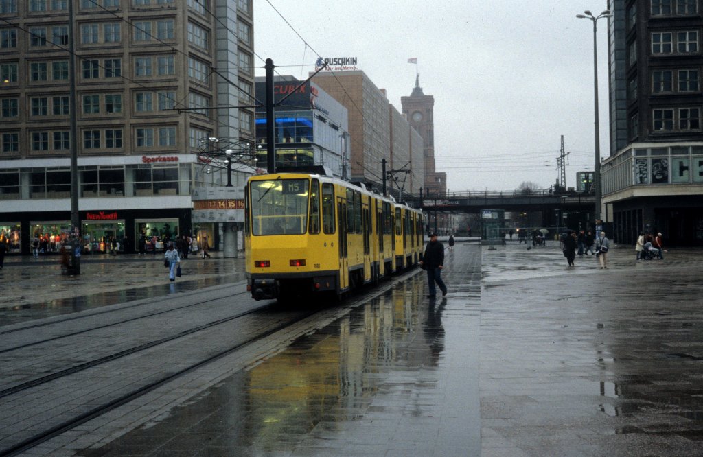 Berlin BVG SL M5 (KT4Dt 7088) Alexanderplatz im Mrz 2005.