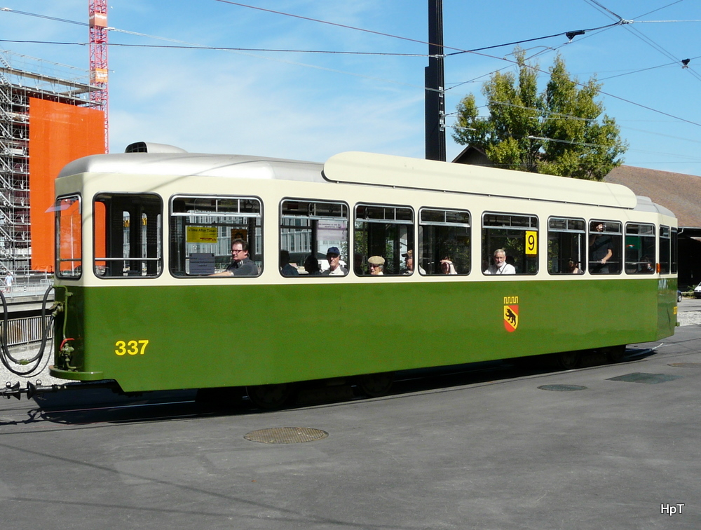 Bern mobil / Trammmuseum Bern - Wagen B 337 unterwegs in Bern am  11.09.2011