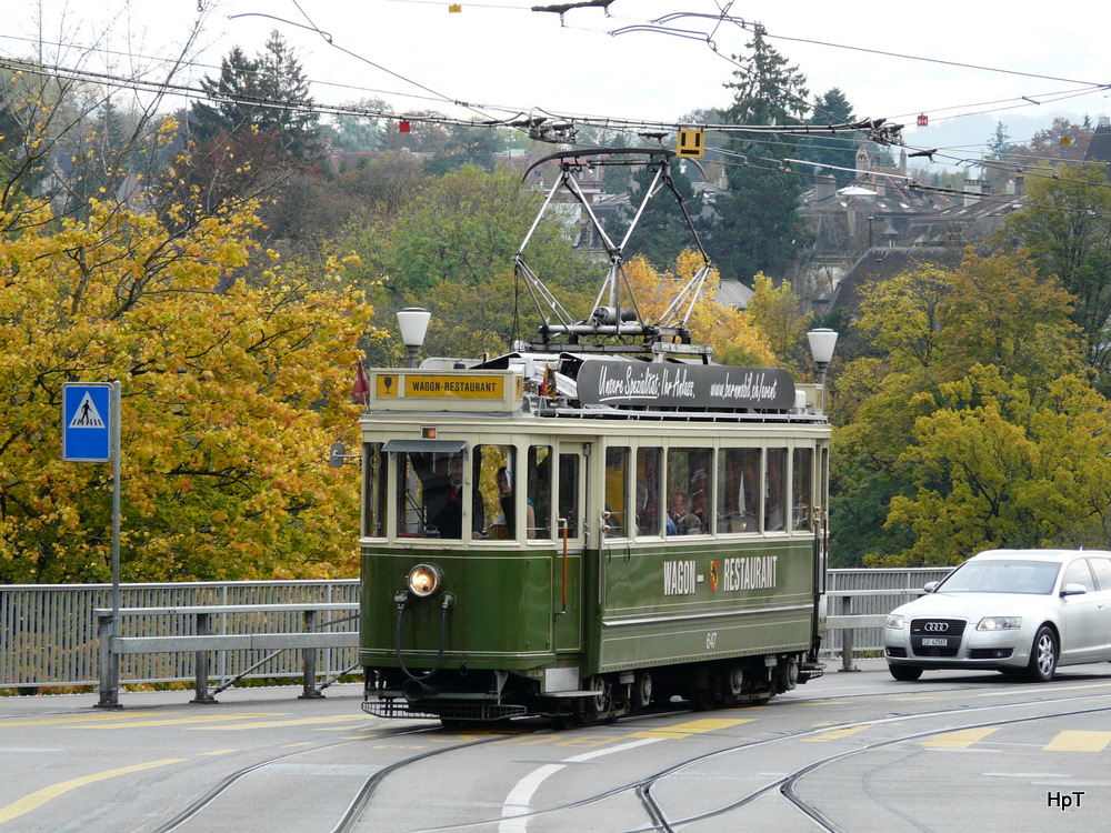 Bern mobil - Be 4/4  647 unterwegs auf einer Extrafahrt in Bern am 22.10.2010