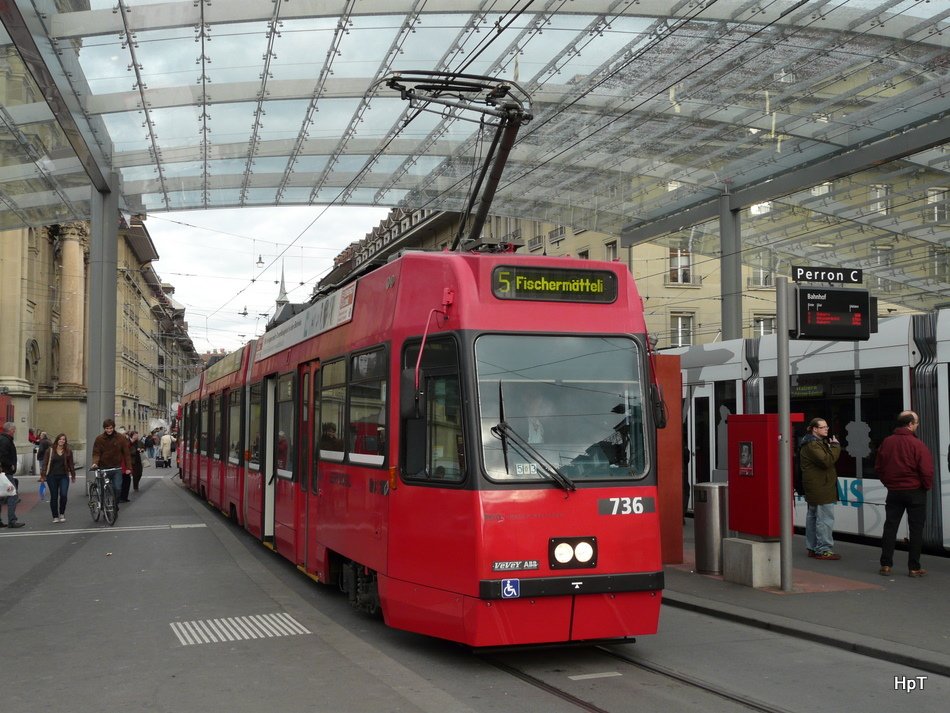 Bern mobil - Be 4/6  736 unterwegs auf der Linie 5 am 13.11.2009