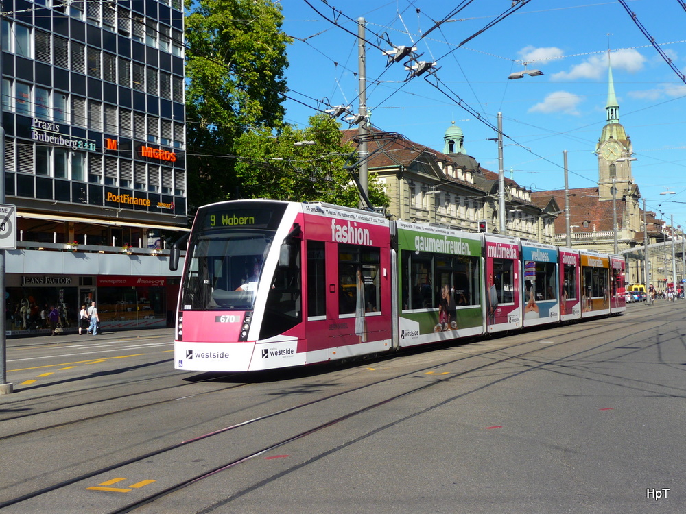 Bern mobil - Tram Be 6/8  670 unterwegs auf der Linie 9 in Bern am 09.09.2011