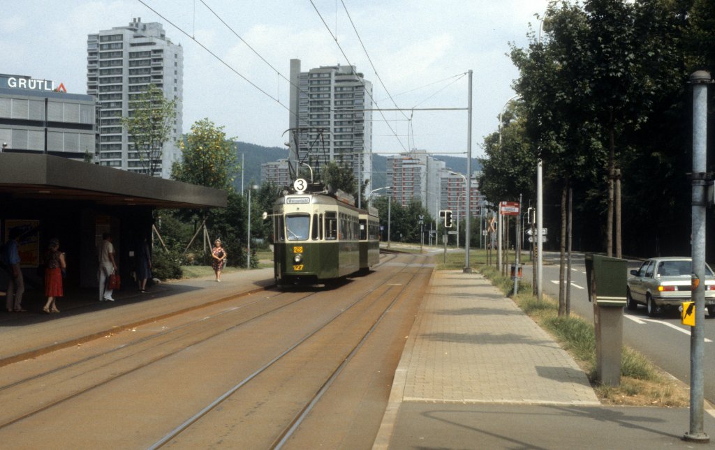 Bern SVB Tram 3 (Be 4/4 127) Worbstrasse / Egghlzli im Juli 1983.