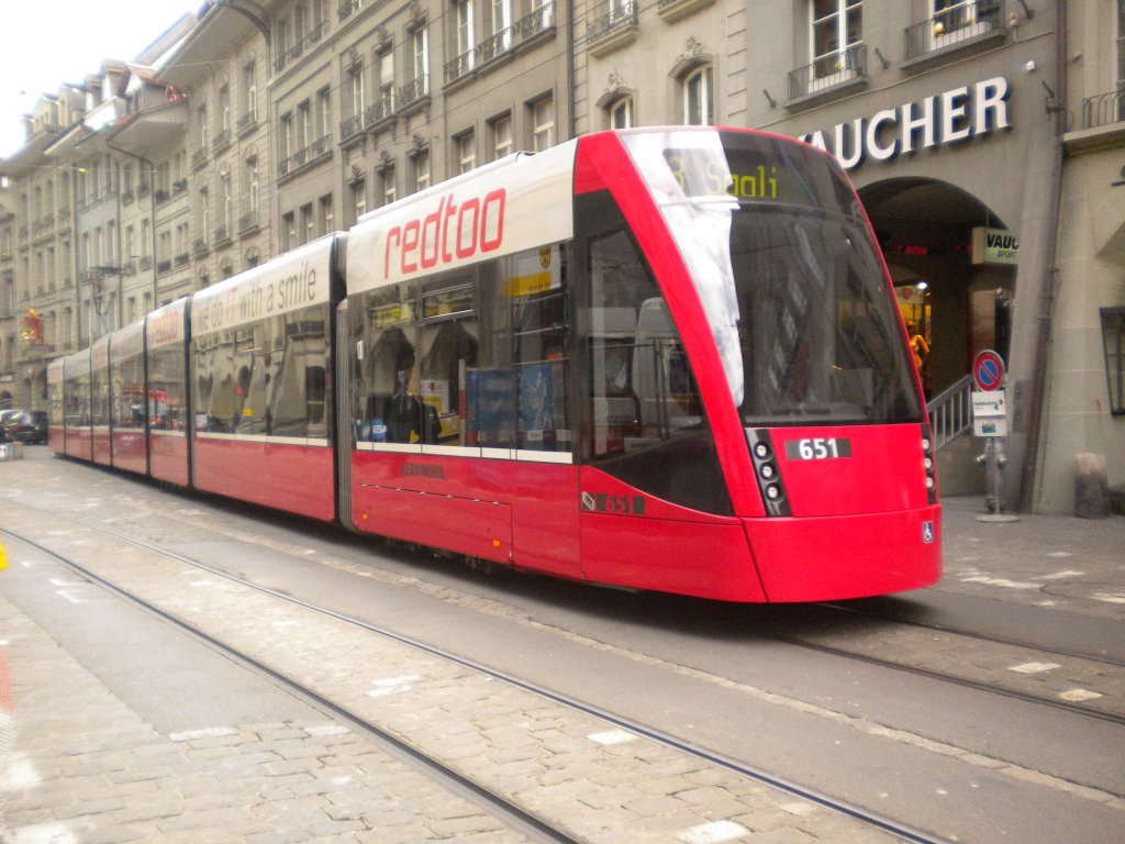Bernmobil Be 6/8 651 in der Marktgasse. 29.03.2010