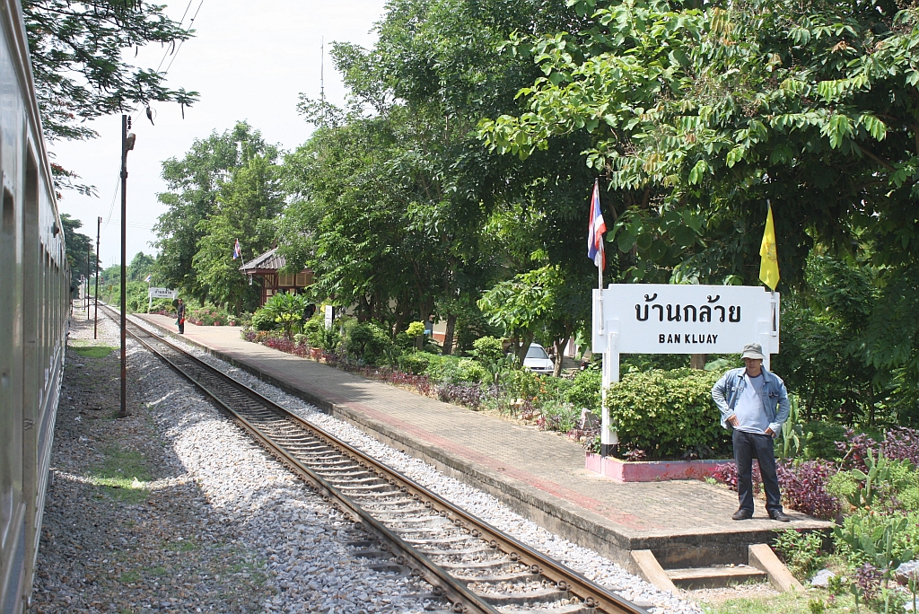 Bf. Ban Kluay, Blickrichtung Ban Thung Pho Junction, am 03.Juni 2012. 

